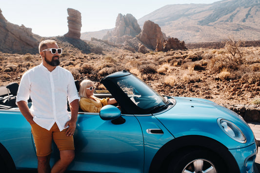 couple on a road trip - Sigma Kore